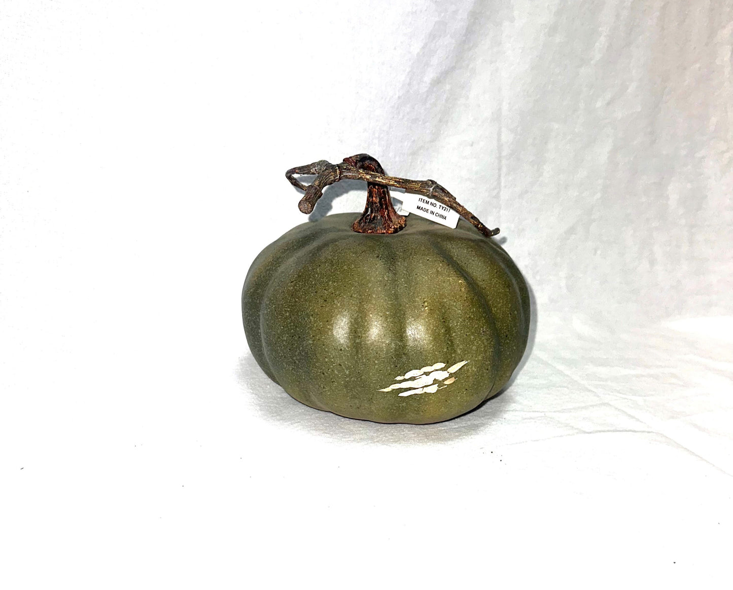 PLASTIC PUMPKIN