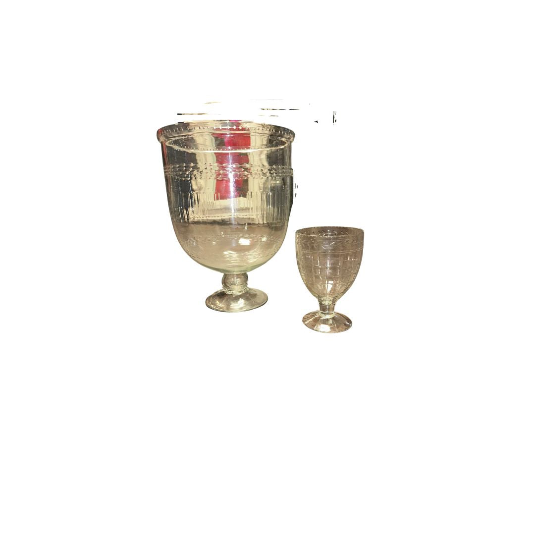 GLASS URN