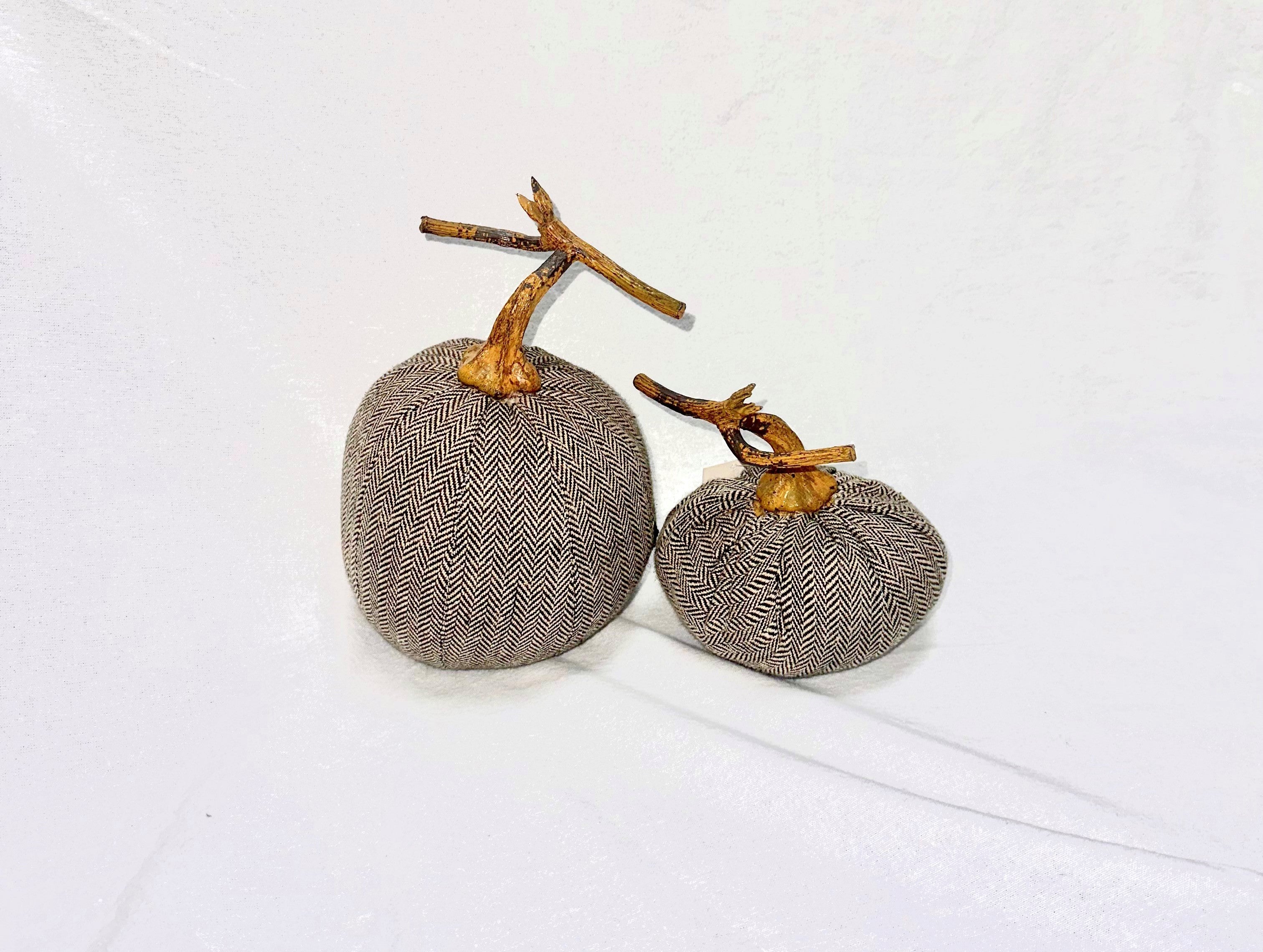 cloth pumpkin decor 