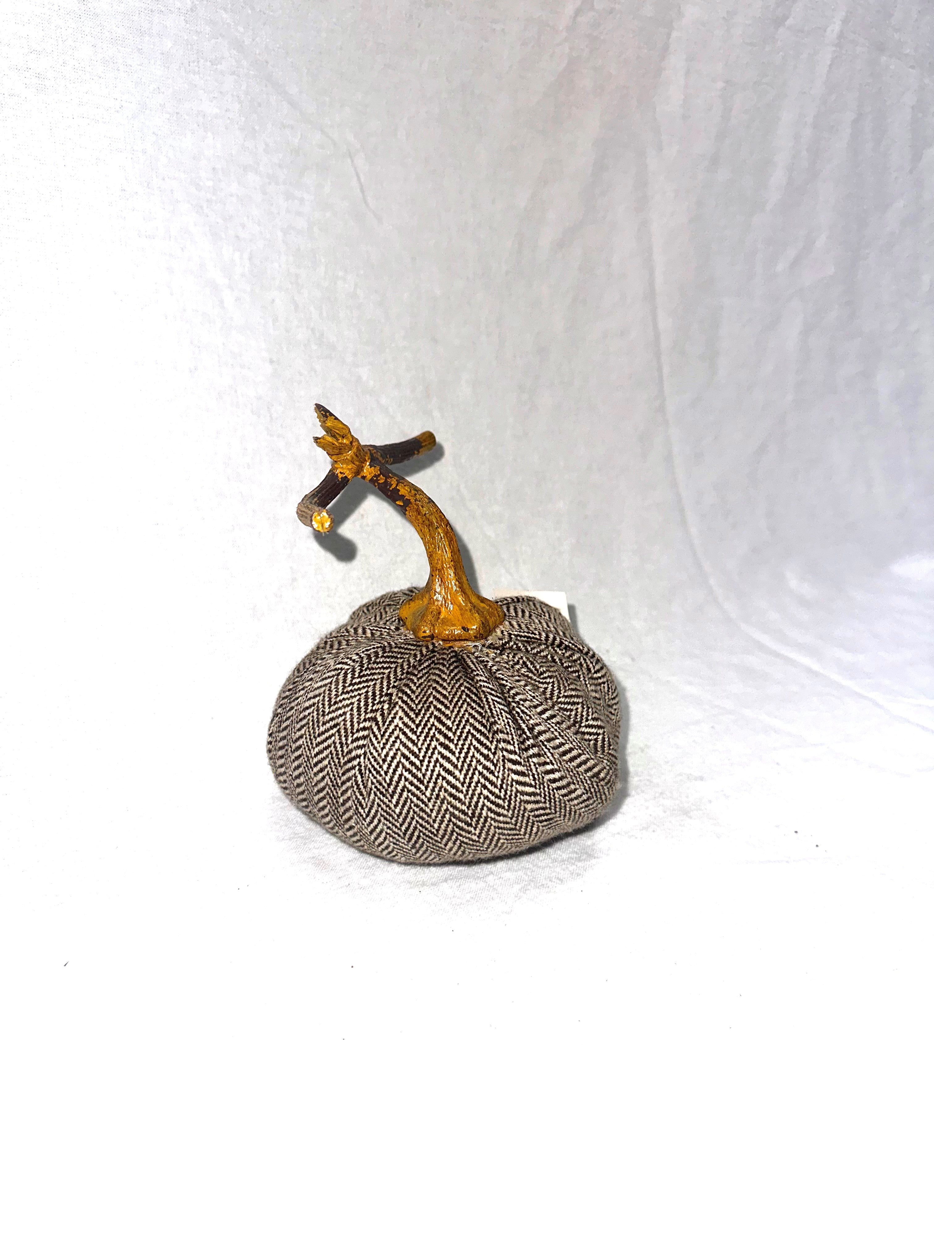 CLOTH PUMPKIN