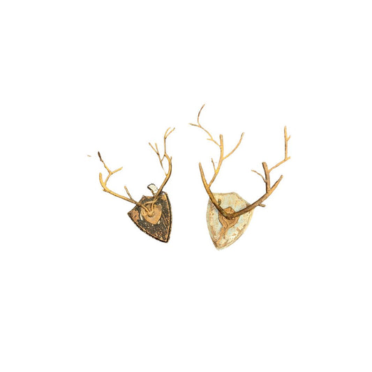 ANTLER WALL DECOR