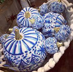 CHINOISERIE PUMPKIN