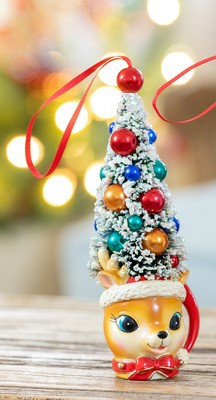 RETRO TREE ORNAMENT